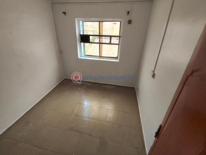 2 bedroom Block Of Flats For Rent Church Street Off Bajulaiye Road Fola Agoro Yaba Lagos - 15