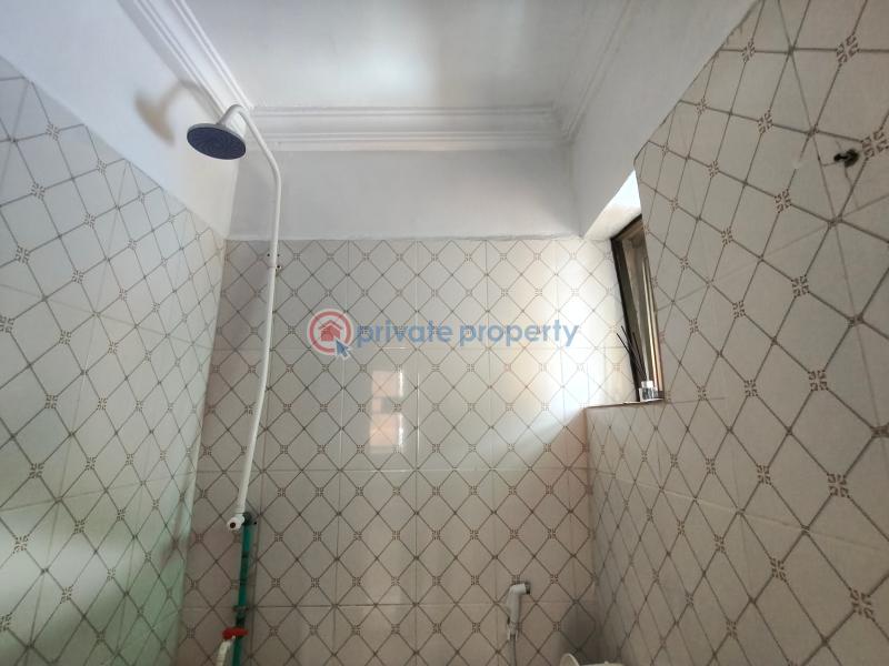 2 bedroom Block Of Flats For Rent Church Street Off Bajulaiye Road Fola Agoro Yaba Lagos - 19