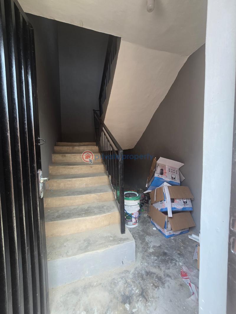 2 bedroom Flat & Apartment For Rent Aigoro Close Iju-obawole Ifako-Ijaiye Lagos - 3