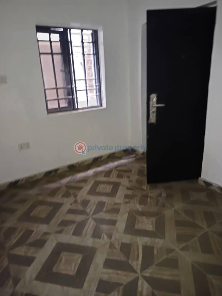 2 bedroom Mini Flat For Rent Itire Surulere Itire-Ikate Surulere Lagos - 0