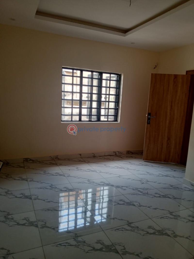2 bedroom Block Of Flats For Rent Icast Challenge Elewura Challenge Ibadan Oyo - 5