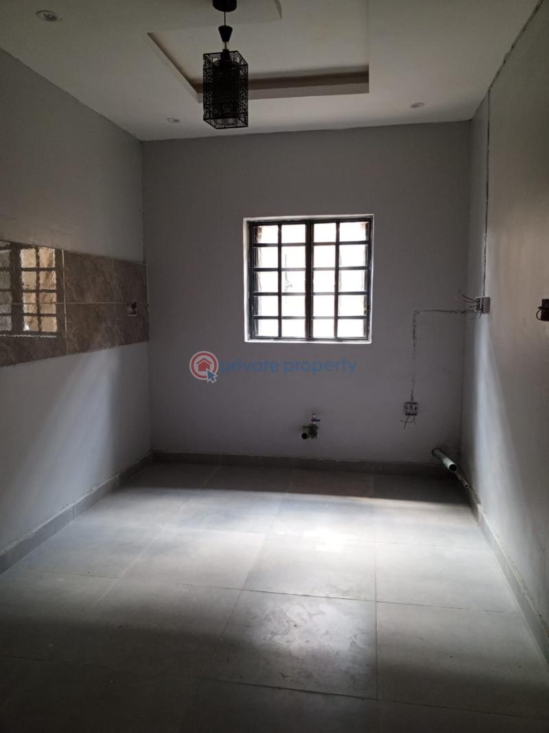2 bedroom Block Of Flats For Rent Icast Challenge Elewura Challenge Ibadan Oyo - 1