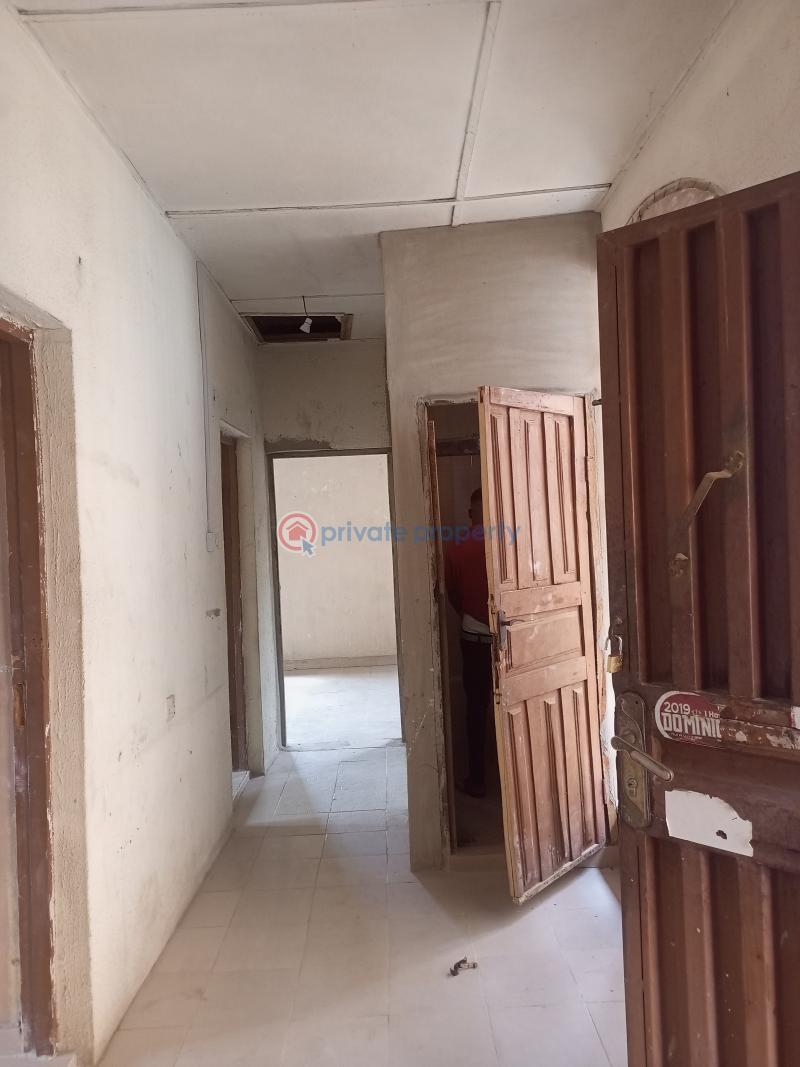 2 bedroom Flat & Apartment For Rent Mosan, Shagari Estate Ipaja Lagos - 0