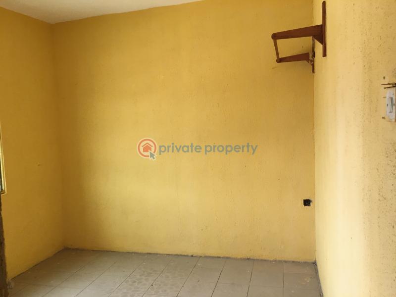 2 bedroom Block Of Flats For Rent Butterfly Estate Agric Ikorodu Lagos - 5
