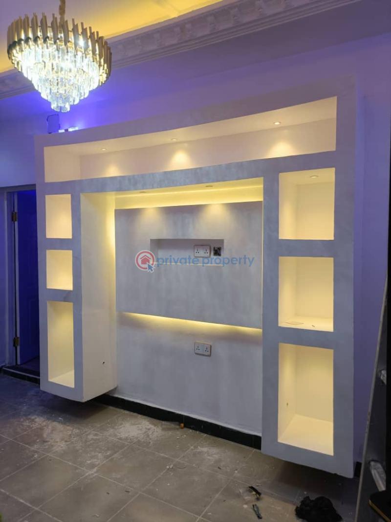 2 bedroom Flat & Apartment For Rent Mende Maryland Lagos - 1
