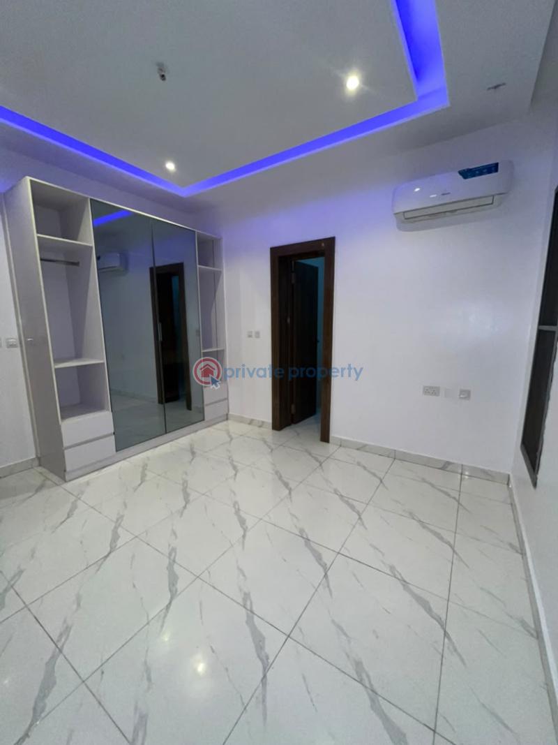 3 bedroom Block Of Flats For Rent Lekki Phase1 Lagos. Lekki Phase 1 Lagos - 1