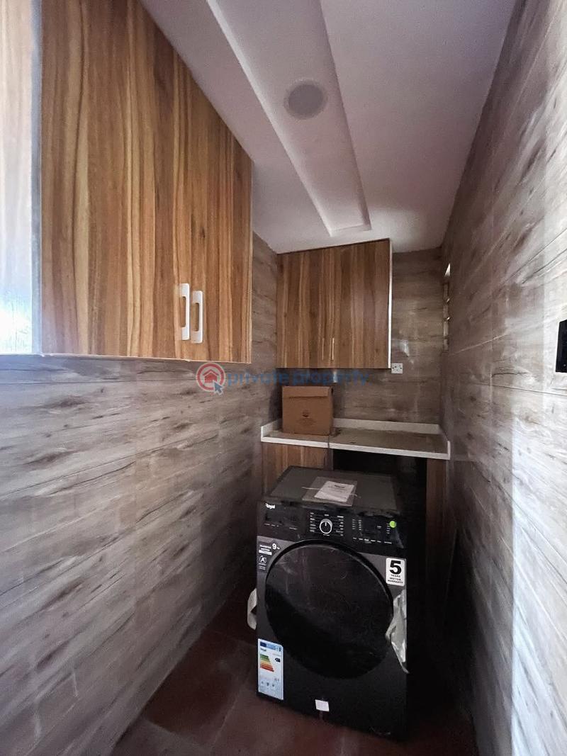 Newly renovated 3 bedroom apartment - 5 3 bedroom Block Of Flats For Rent Lekki Phase 1 Lagos - 5