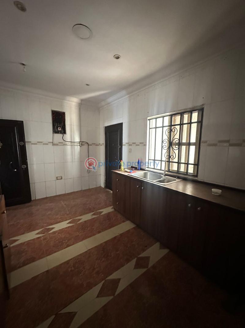 3 bedroom Shared Apartment For Rent Parkview Estate Ikoyi Lagos - 15