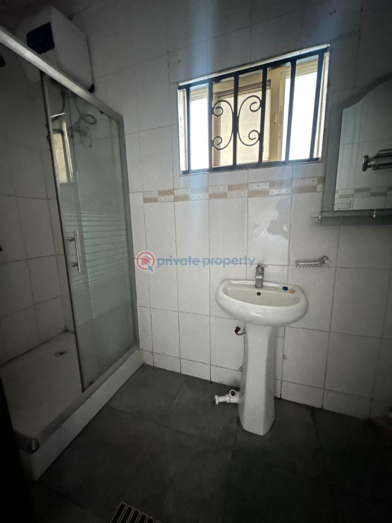 3 bedroom Shared Apartment For Rent Parkview Estate Ikoyi Lagos - 3