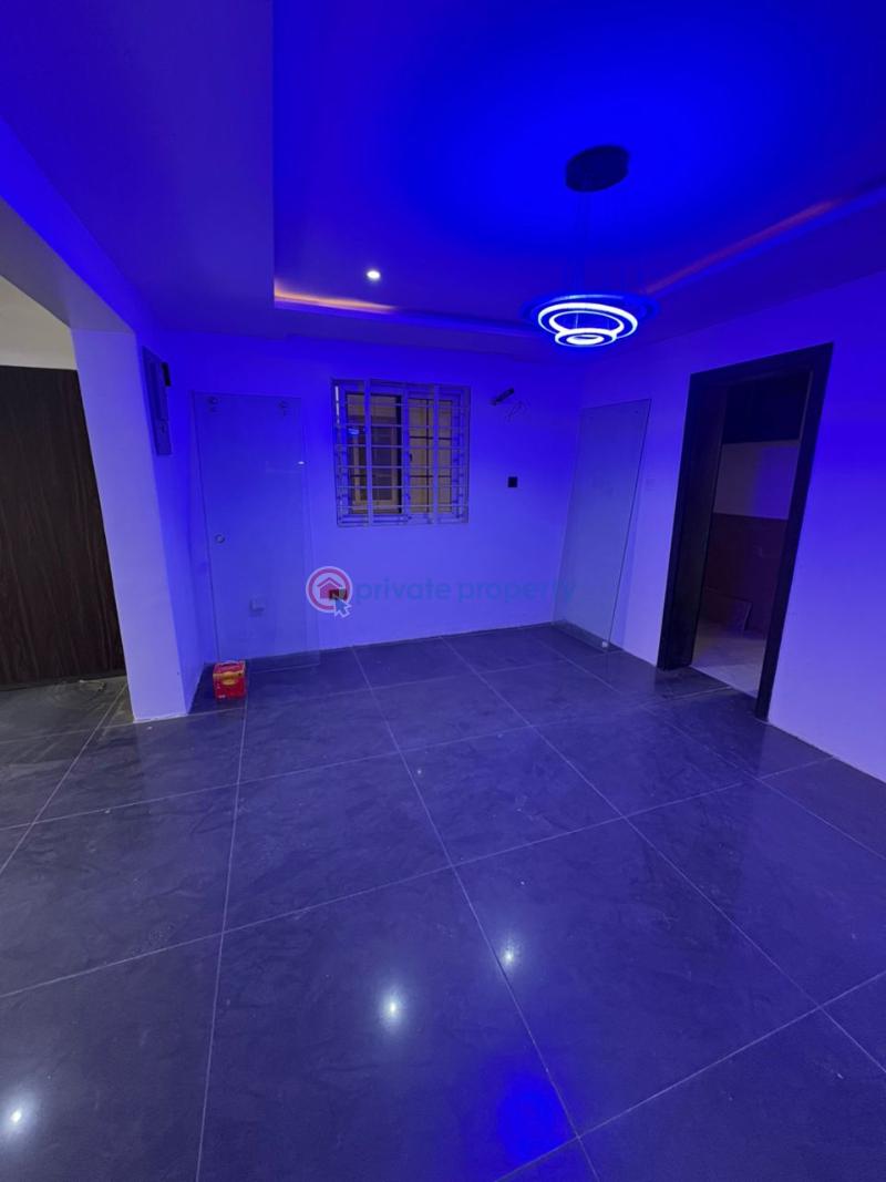 3 bedroom Shared Apartment For Sale Lekki Lagos - 5