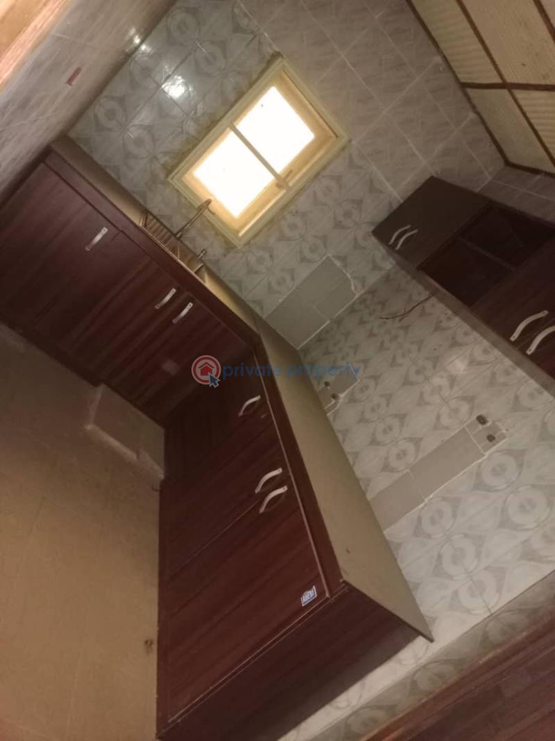 3 bedroom Block Of Flats For Rent Anfani, Ring Road Ring Road Ibadan Oyo - 2