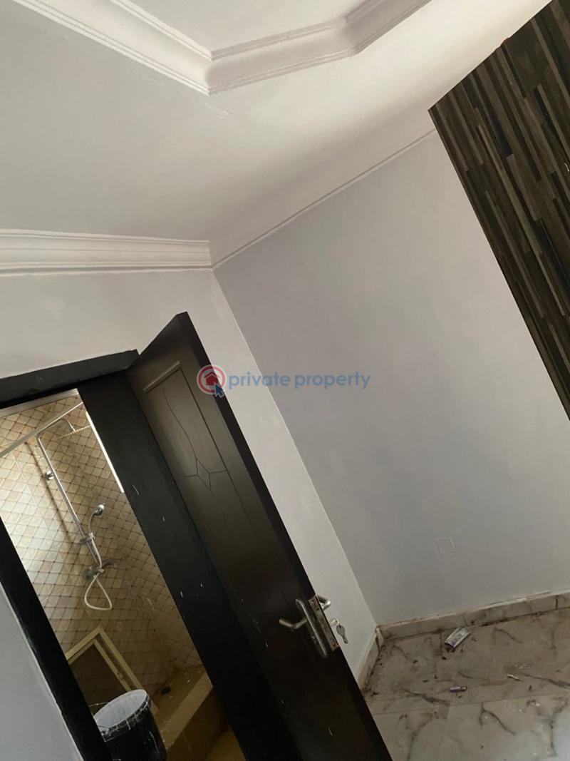 3 bedroom Block Of Flats For Rent Hassan Block’s, Akuru,elebu Area Akala Express Ibadan Oyo - 8