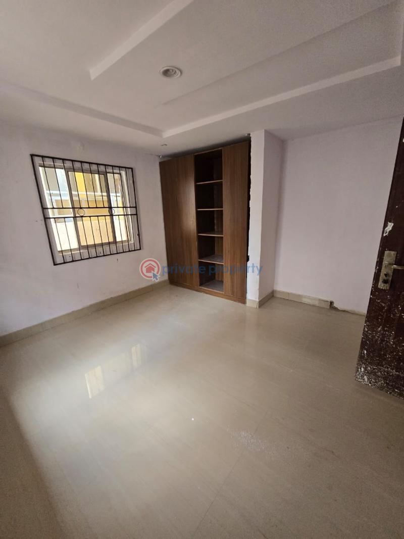 3 bedroom Flat & Apartment For Rent Magodo GRA Phase 2 Kosofe/Ikosi Lagos - 1