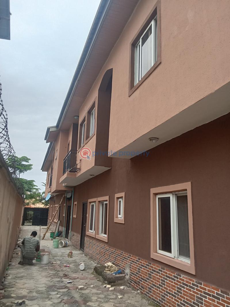 3 bedroom Block Of Flats For Rent Greenville Estate Badore Ajah Lagos - 1