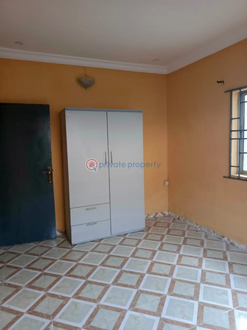 3 bedroom Semi detached Bungalow For Rent Ogba GRA Lagos - 6