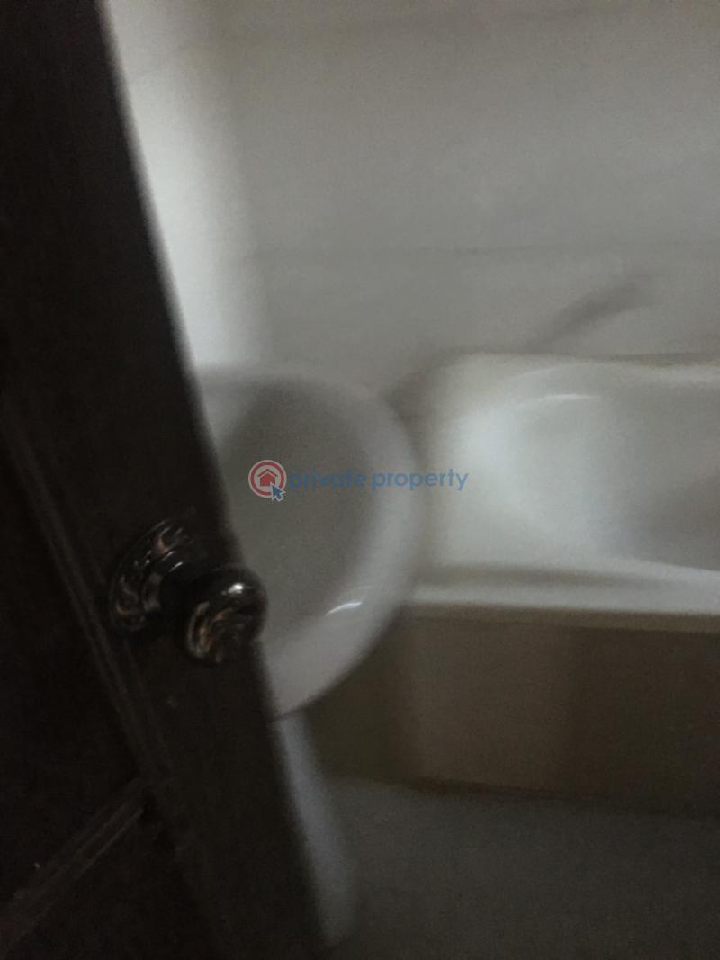 3 bedroom Block Of Flats For Rent Mende Maryland Lagos - 3