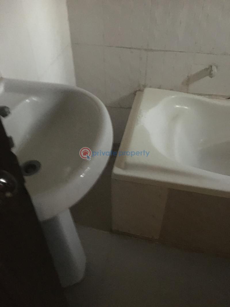 3 bedroom Block Of Flats For Rent Mende Maryland Lagos - 4