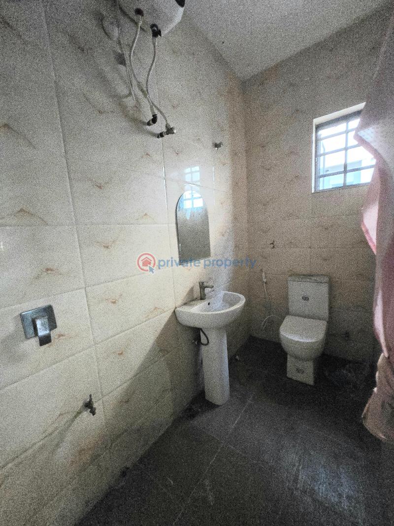 Newly renovated 4 bedroom house - 12 4 bedroom Semi detached Duplex For Rent Osapa London Lekki Lagos - 12