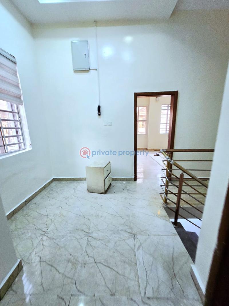 4 bedroom Semi detached Duplex For Sale Chevron Drive Lekki Lagos - 5