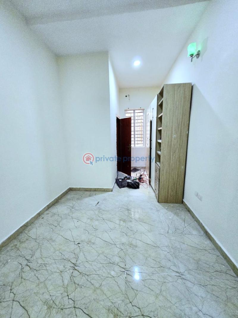 4 bedroom Semi detached Duplex For Sale Chevron Drive Lekki Lagos - 9