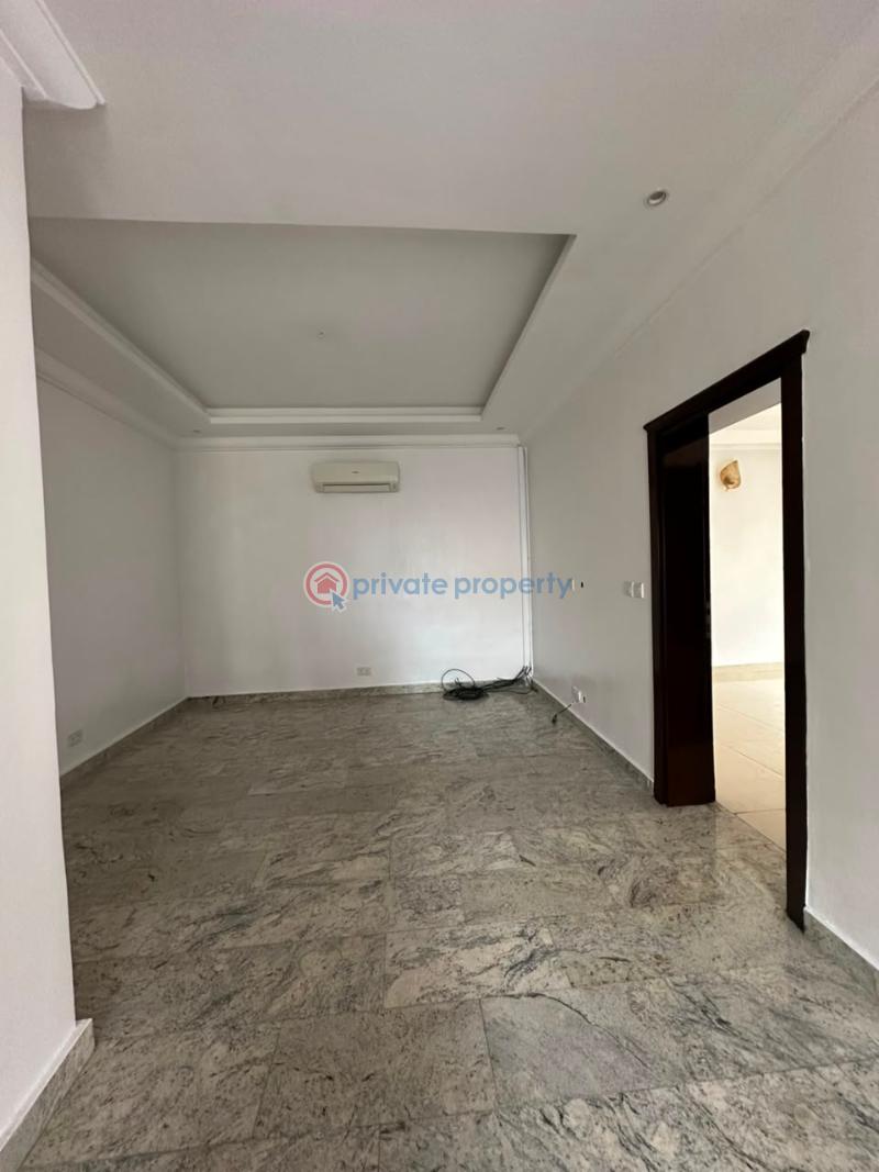5 bedroom Shared Apartment For Rent Ikoyi Lagos - 3