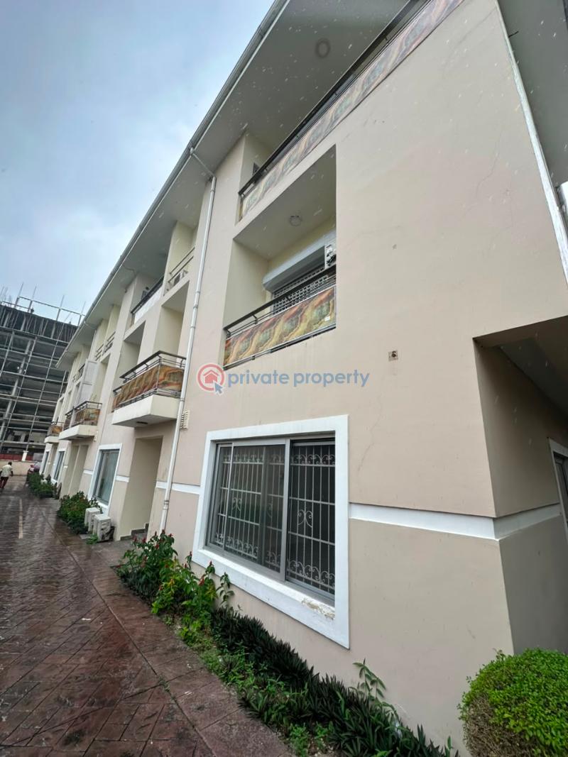 5 bedroom Shared Apartment For Rent Ikoyi Lagos - 0