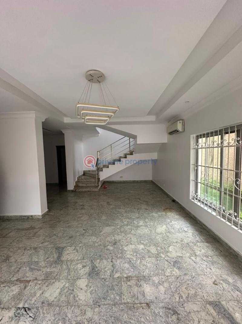 5 bedroom Shared Apartment For Rent Ikoyi Lagos - 1