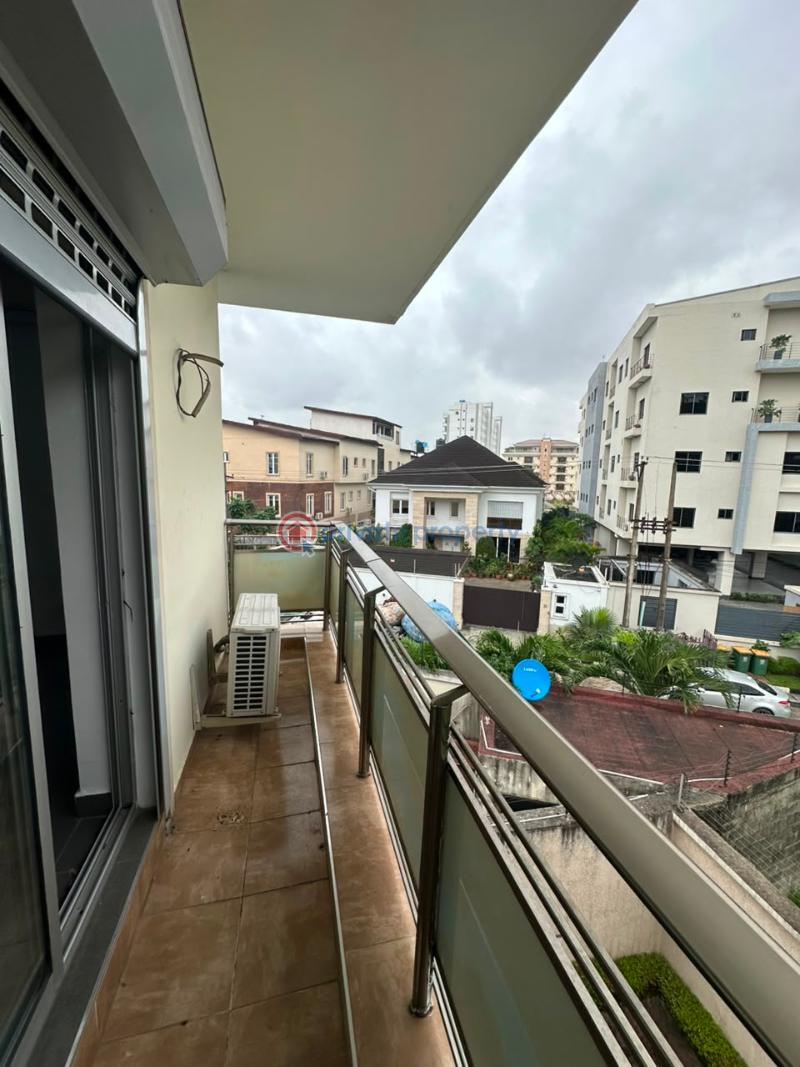 5 bedroom Shared Apartment For Rent Ikoyi Lagos - 9