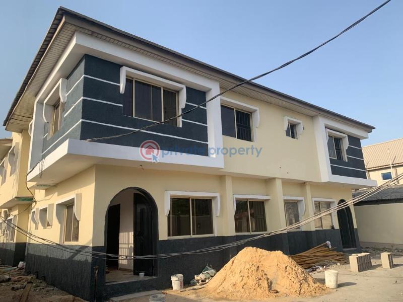 3 bedroom Flat & Apartment For Rent Saola Ndakolo Street, Off Mobil Road Ajah Lagos - 0