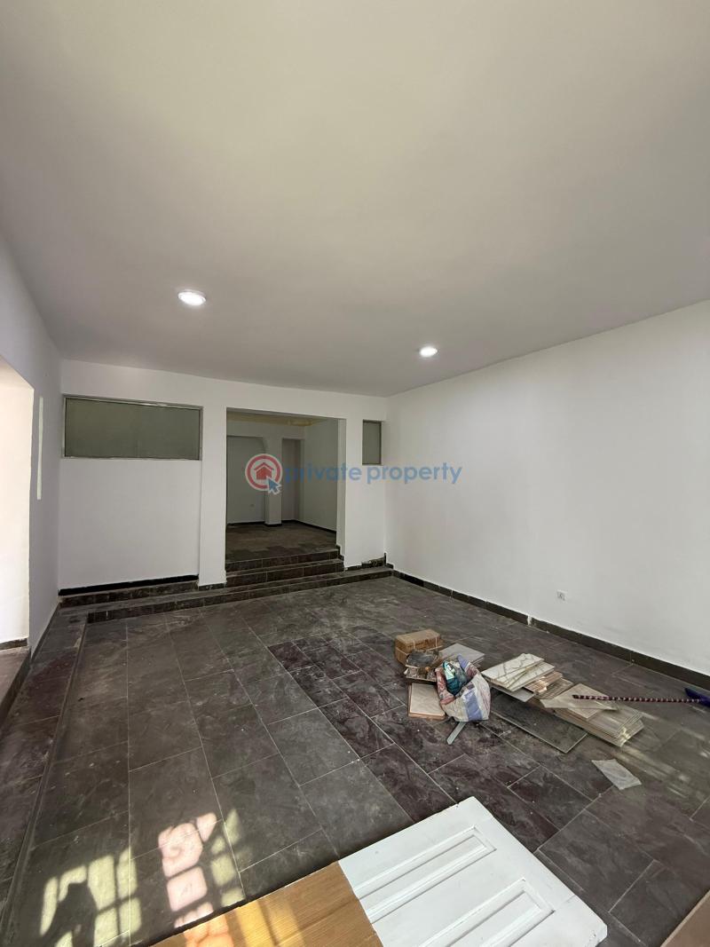 Newly renovated five bedroom semi detached duplex - 5 5 bedroom Semi detached Duplex For Sale Ikosi Gra 3 Estate Cmd Road Kosofe/Ikosi Lagos - 5