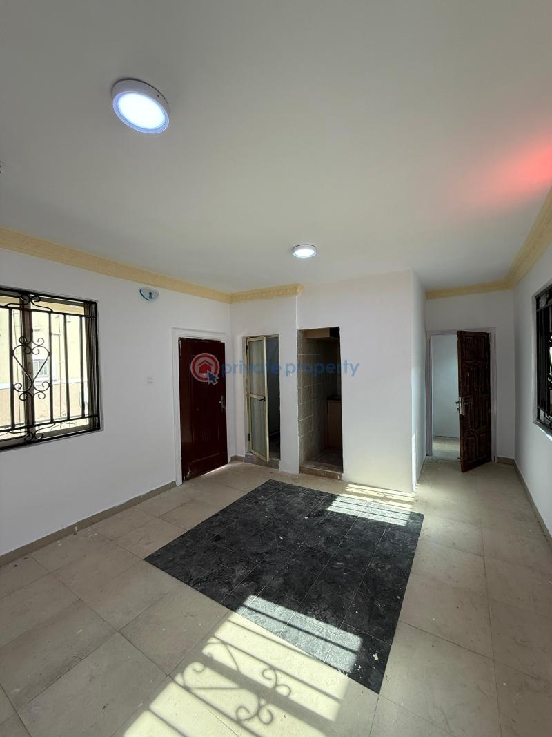 Newly renovated five bedroom semi detached duplex - 29 5 bedroom Semi detached Duplex For Sale Ikosi Gra 3 Estate Cmd Road Kosofe/Ikosi Lagos - 29