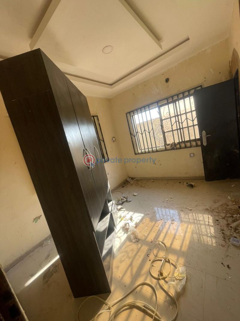 2 bedroom Block Of Flats For Rent Sharp Corner, Oluyole Estate Oluyole Estate Ibadan Oyo - 0