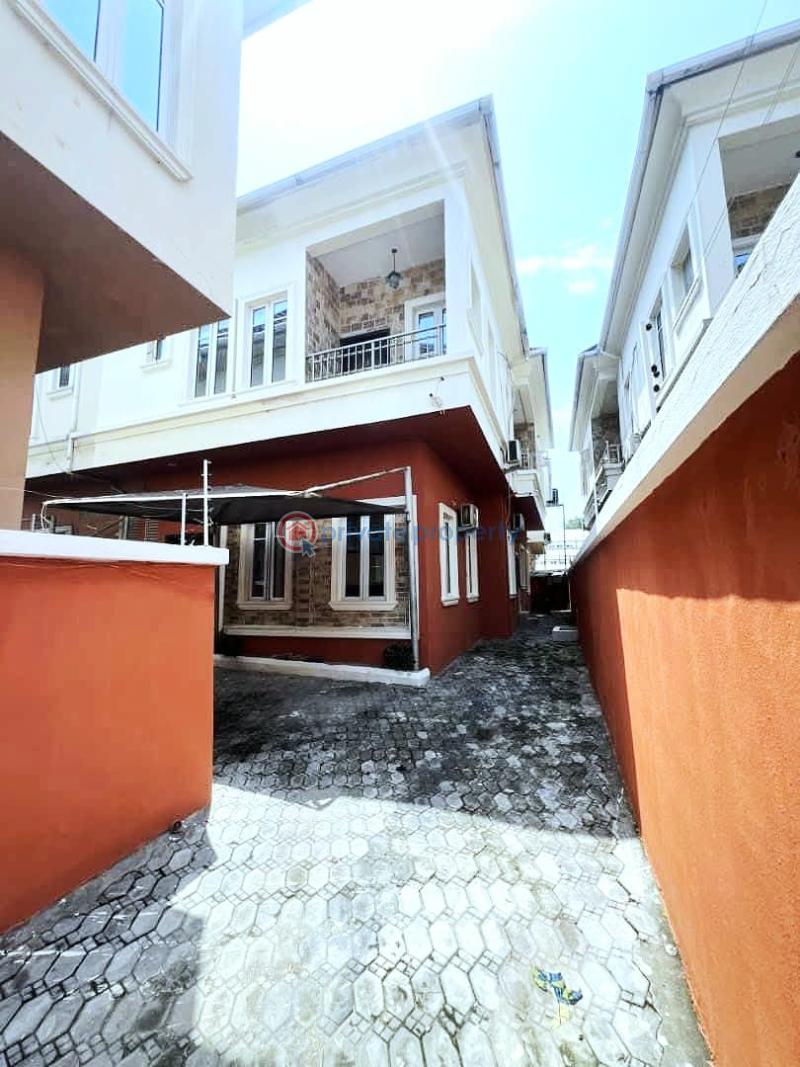 4 bedroom Semi detached Duplex For Rent Chevron Drive Lekki Lagos - 0