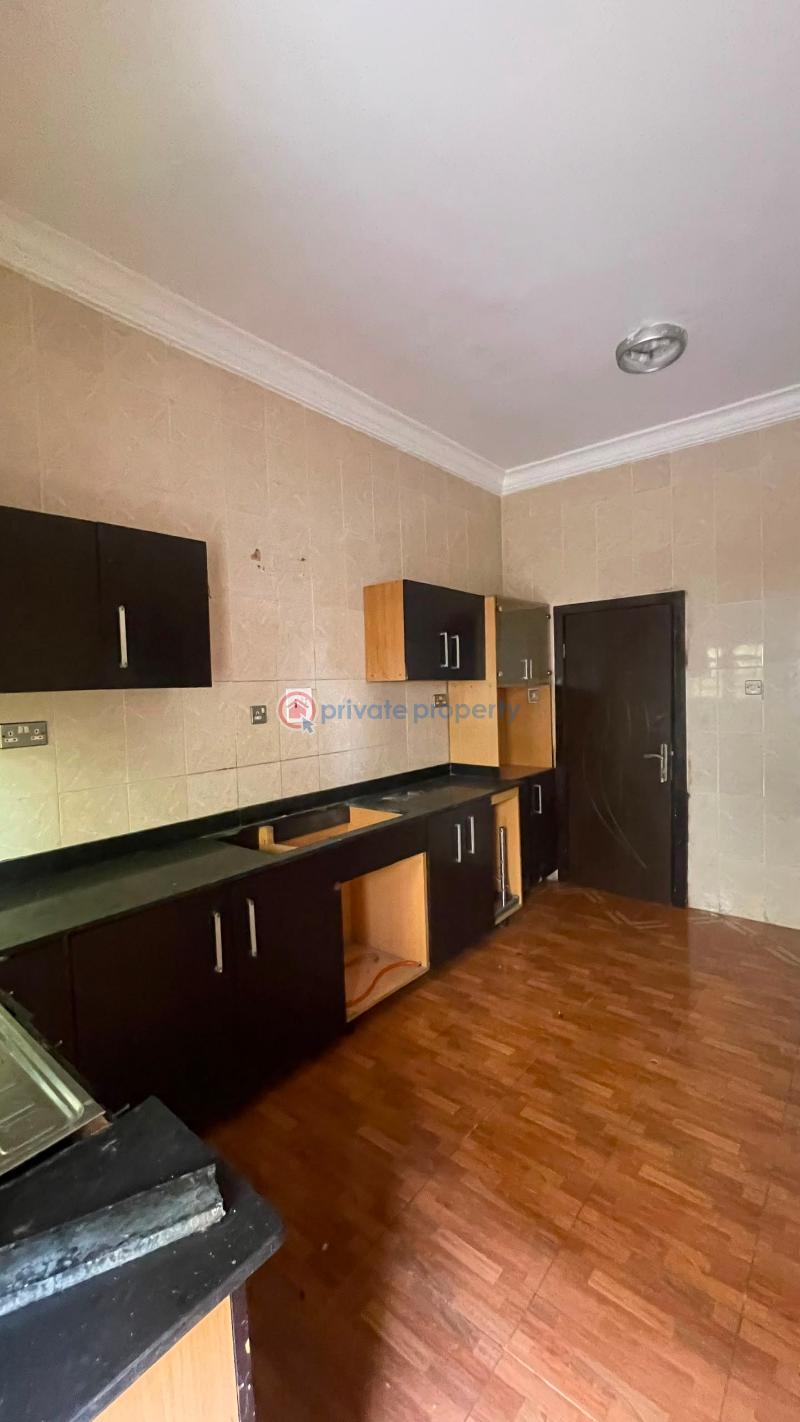 4 bedroom Semi detached Duplex For Rent Off Pinnacle Filling Station Lekki Right Lekki Phase 1 Lagos - 13