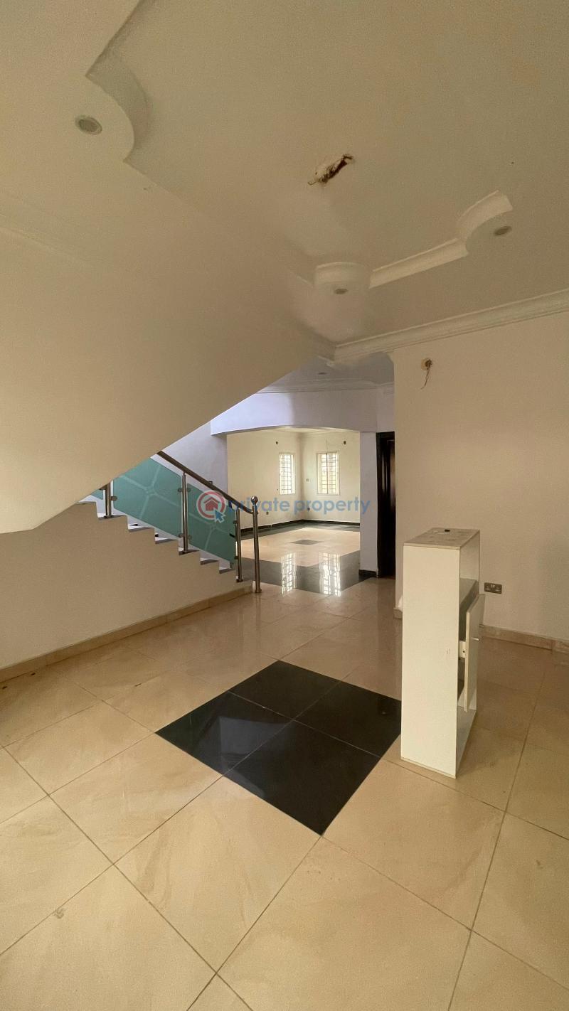 4 bedroom Semi detached Duplex For Rent Off Pinnacle Filling Station Lekki Right Lekki Phase 1 Lagos - 8