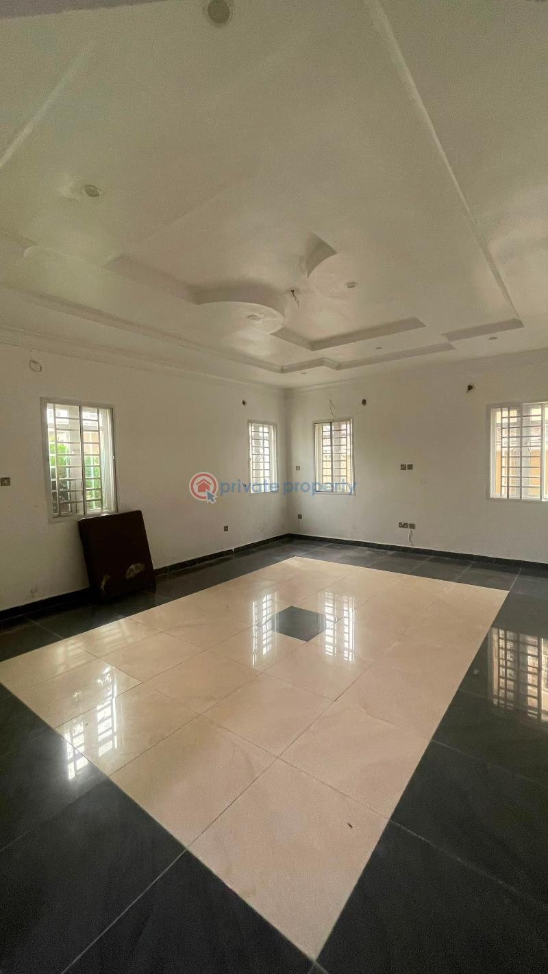 4 bedroom Semi detached Duplex For Rent Off Pinnacle Filling Station Lekki Right Lekki Phase 1 Lagos - 12