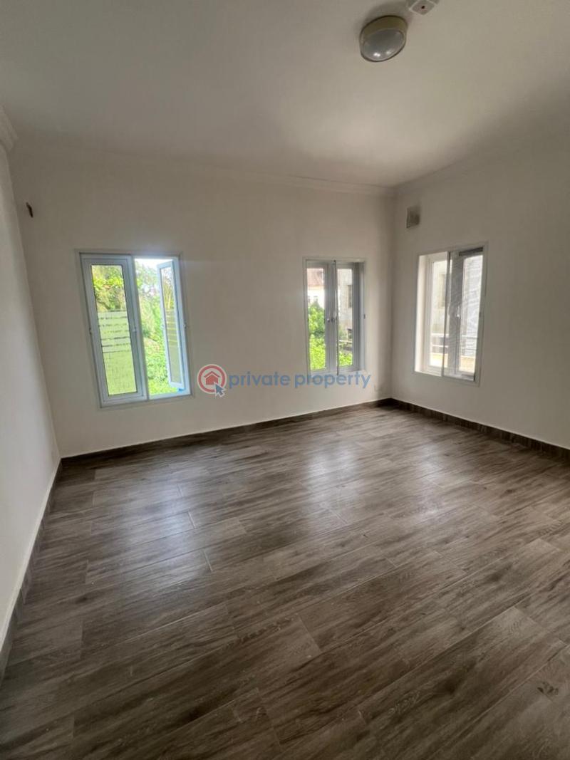 3 bedroom Shared Apartment For Rent Banana Island Ikoyi Lagos - 6