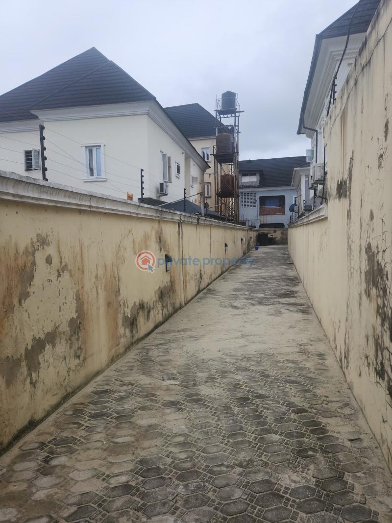 2 bedroom Block Of Flats For Rent Sangotedo Ajah Lagos - 7