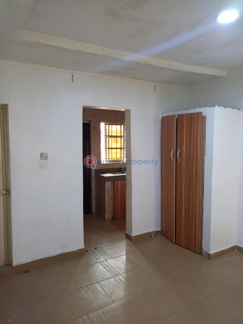 1 bedroom Self Contain For Rent Lakowe Ajah Lagos - 3
