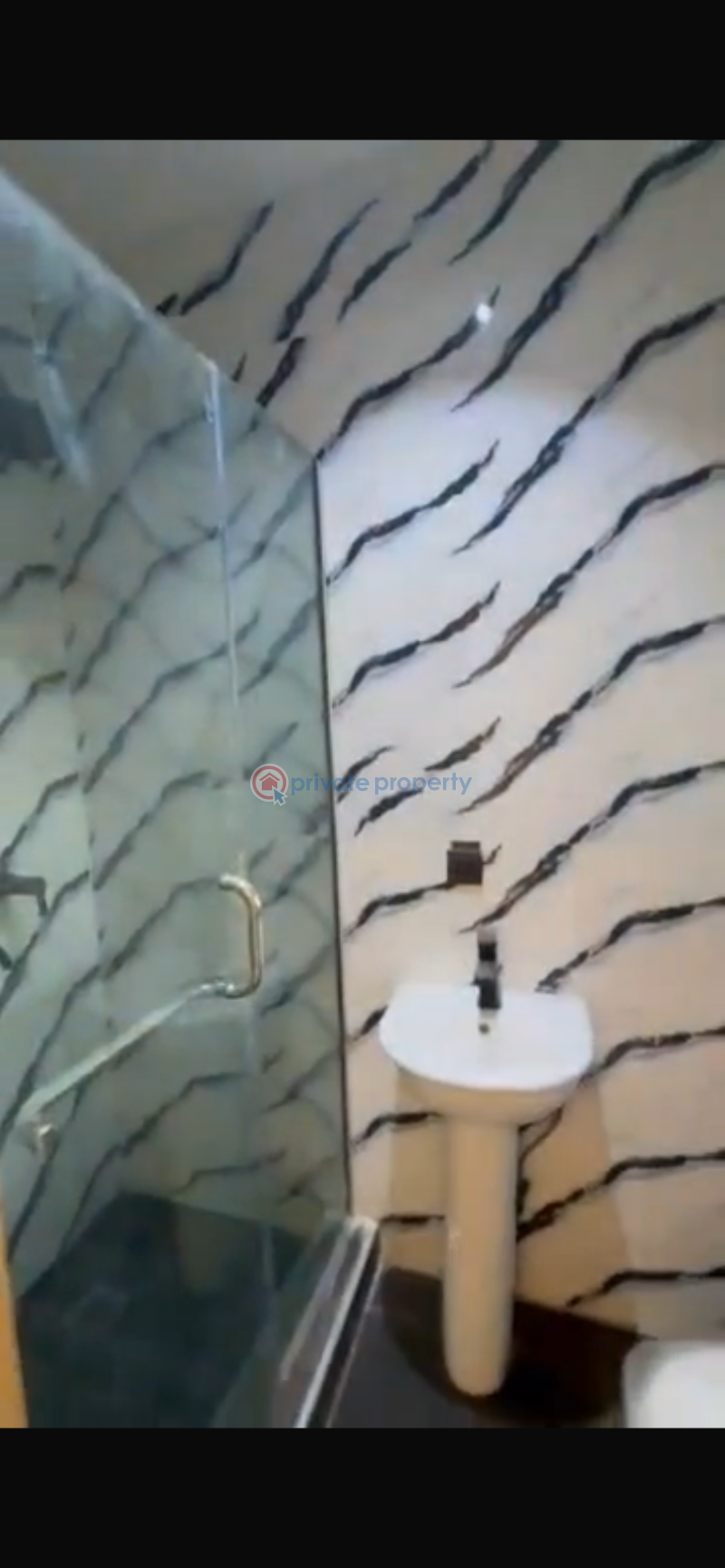2 bedroom Block Of Flats For Sale Yaba Gra Yaba Lagos - 3