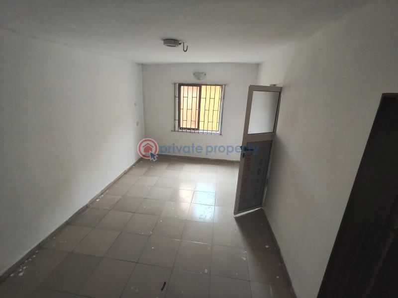 3 bedroom Block Of Flats For Rent Owolabi Shokale Street Off Alamala Junction Aga Ikorodu Ikorodu Lagos - 8
