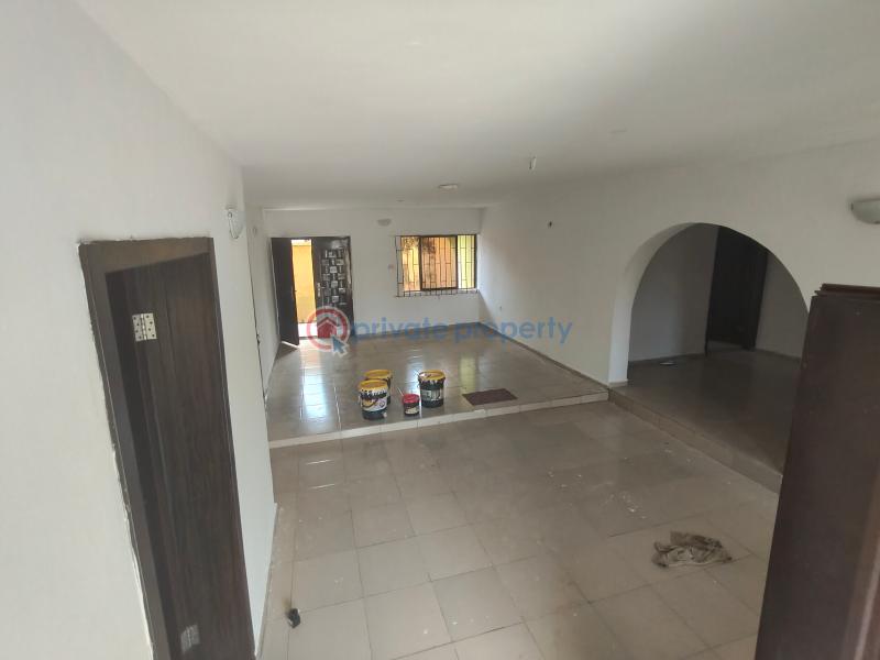 3 bedroom Block Of Flats For Rent Owolabi Shokale Street Off Alamala Junction Aga Ikorodu Ikorodu Lagos - 11