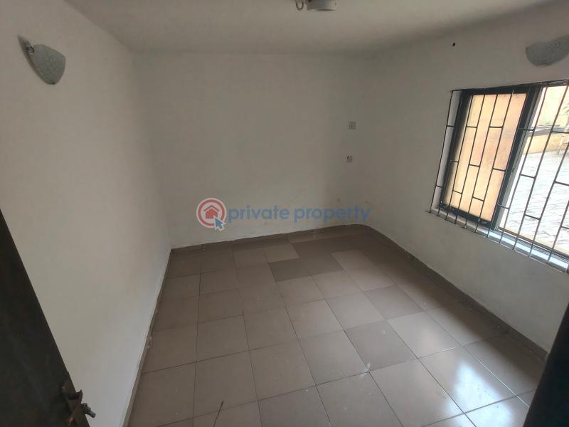 3 bedroom Block Of Flats For Rent Owolabi Shokale Street Off Alamala Junction Aga Ikorodu Ikorodu Lagos - 5