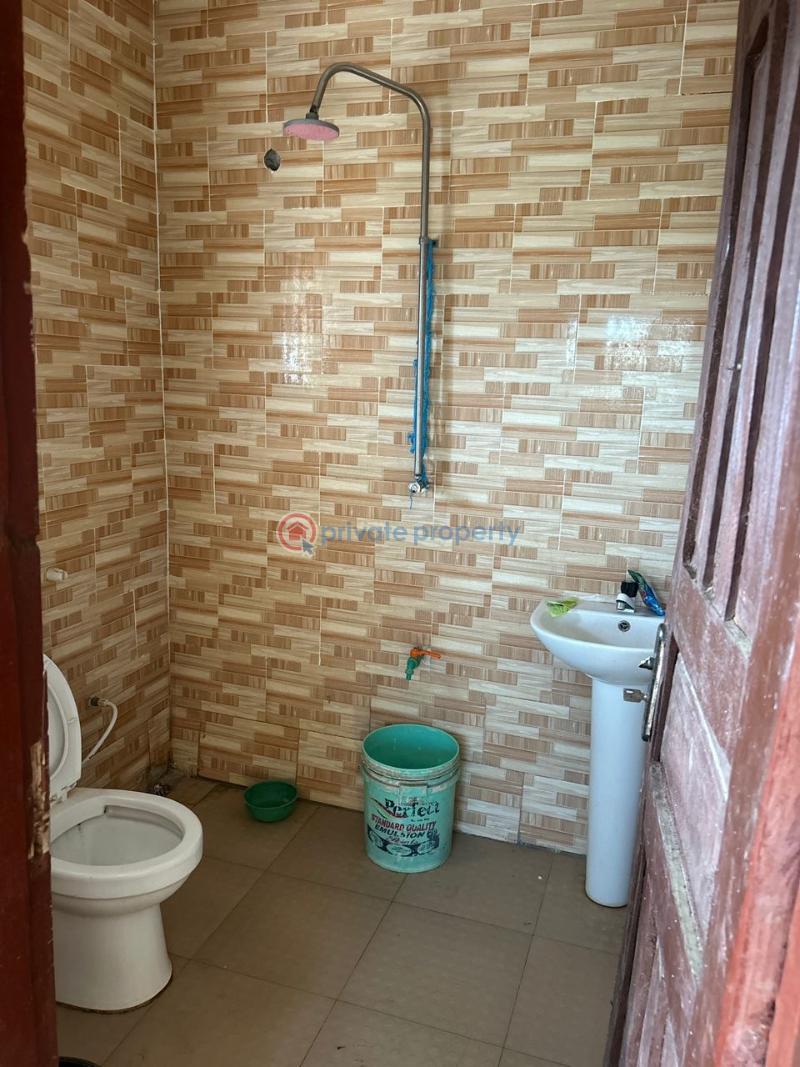 2 bedroom Block Of Flats For Rent Abobo Kuola Akala Express Ibadan Oyo - 0