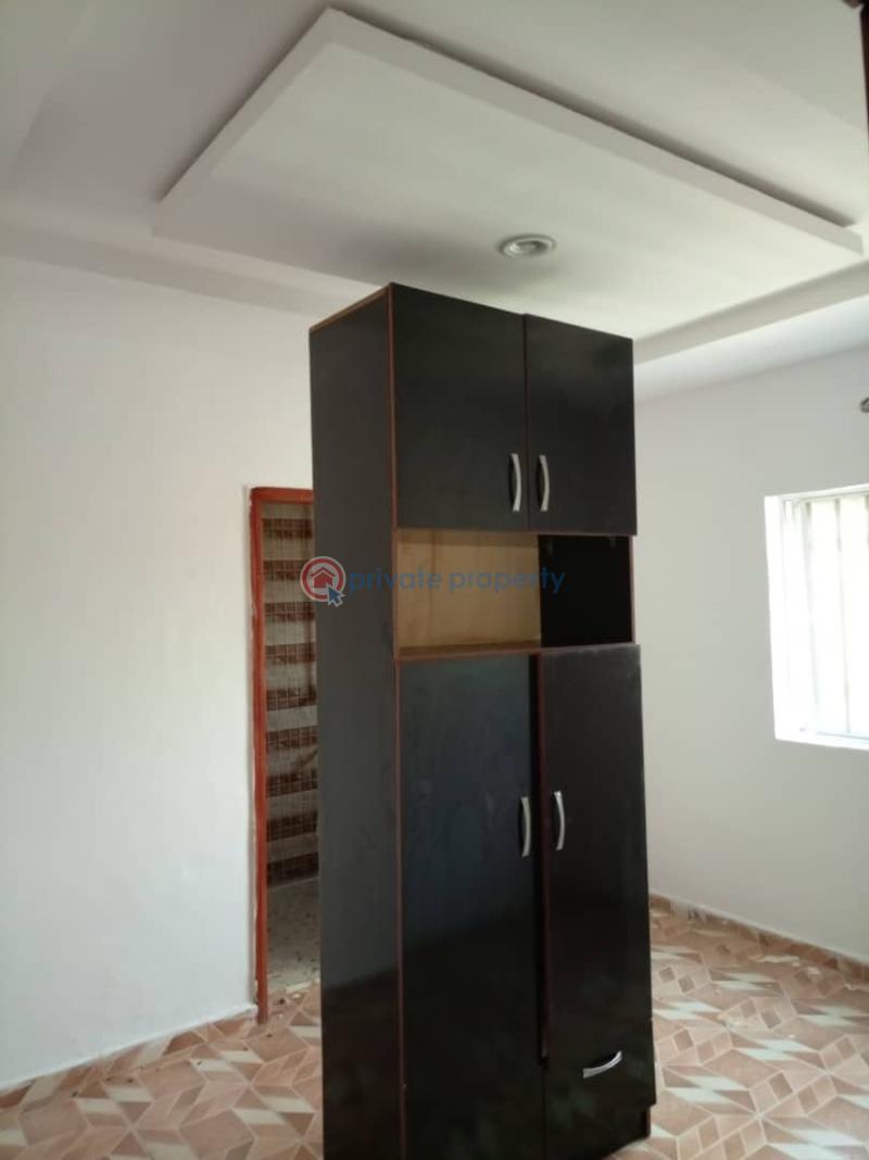 2 bedroom Block Of Flats For Rent Akoto Estate Elebu Akala Express Ibadan Oyo - 6