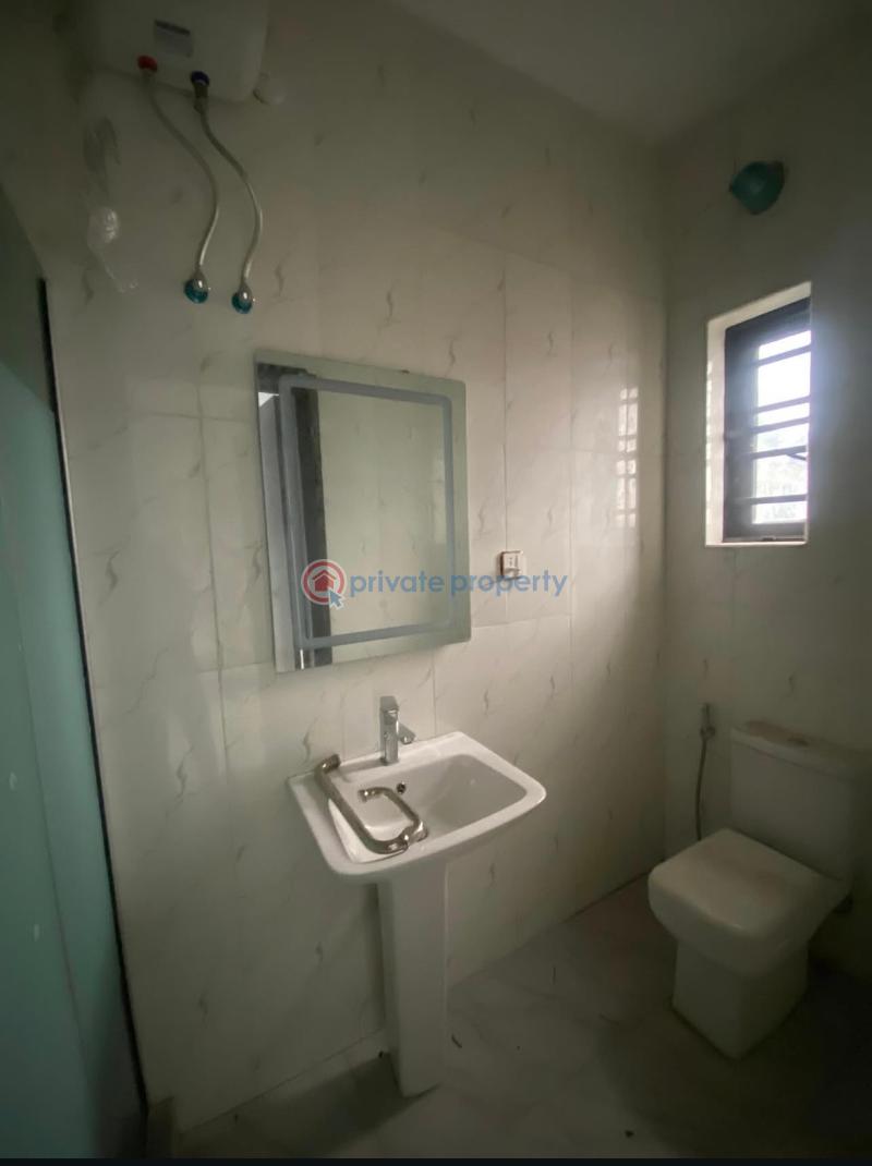 2 bedroom Block Of Flats For Sale Ologolo Lekki Lagos Jakande Lekki Lagos - 21