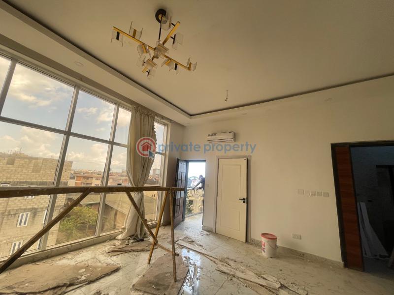 3 bedroom Block Of Flats For Sale Shonibare Estate Maryland Lagos - 14