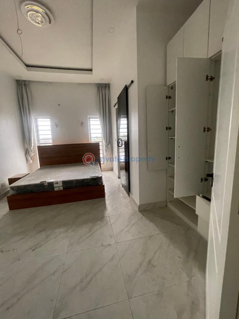 3 bedroom Block Of Flats For Sale Shonibare Estate Maryland Lagos - 3