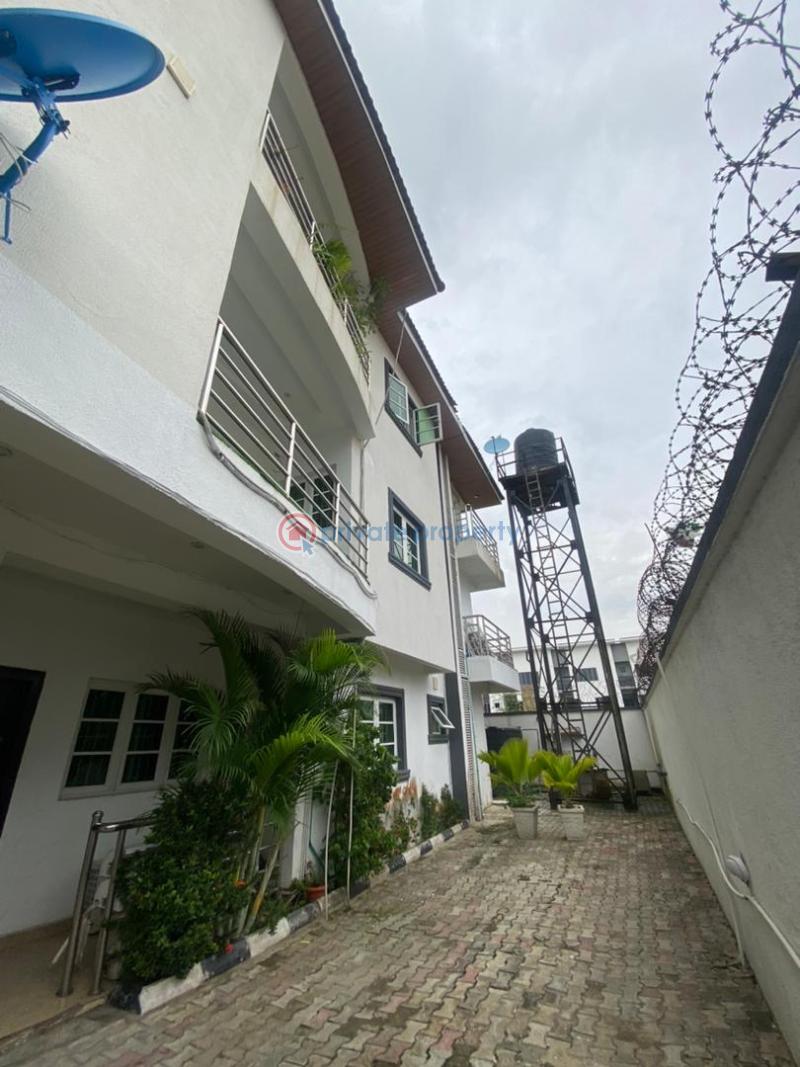 3 bedroom Block Of Flats For Rent Lekki Phase 1 Lagos - 10