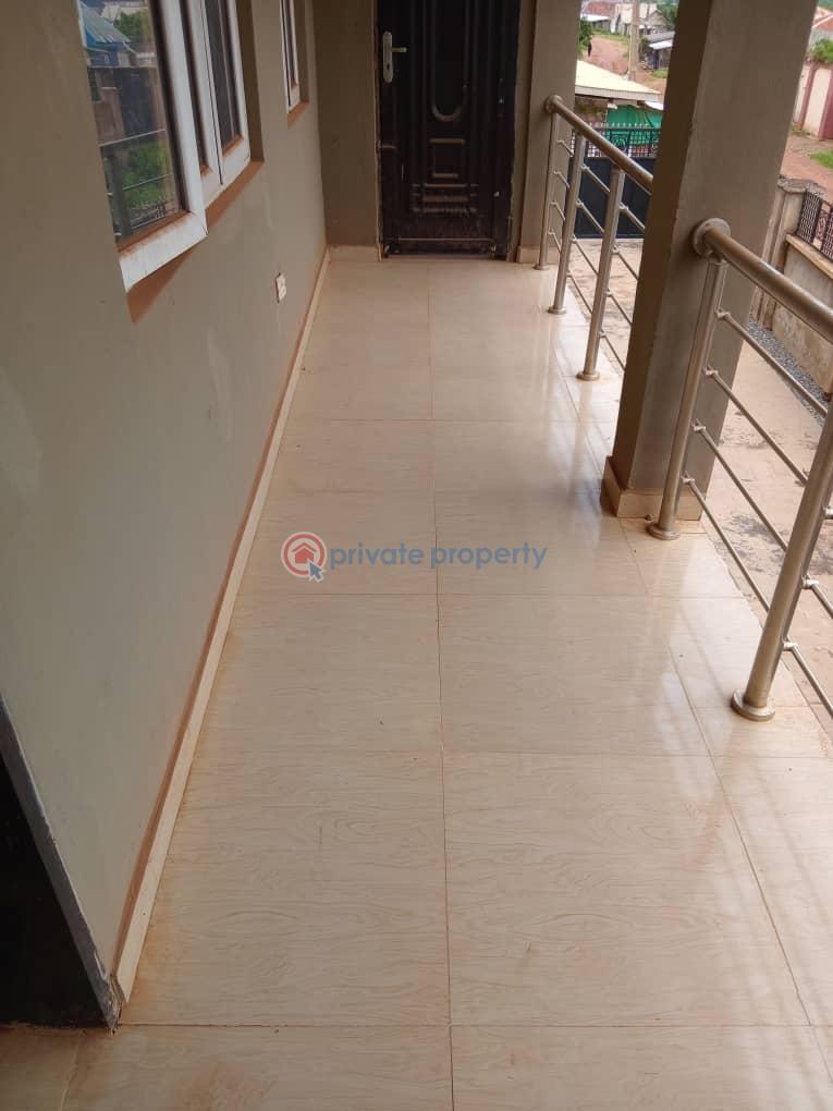 Nice 3 bedroom flat available at 2nd avians junction off oleyo road off akala express with pop all through - 4 3 bedroom Block Of Flats For Rent 2nd Avians, Akala Express Akala Express Ibadan Oyo - 4